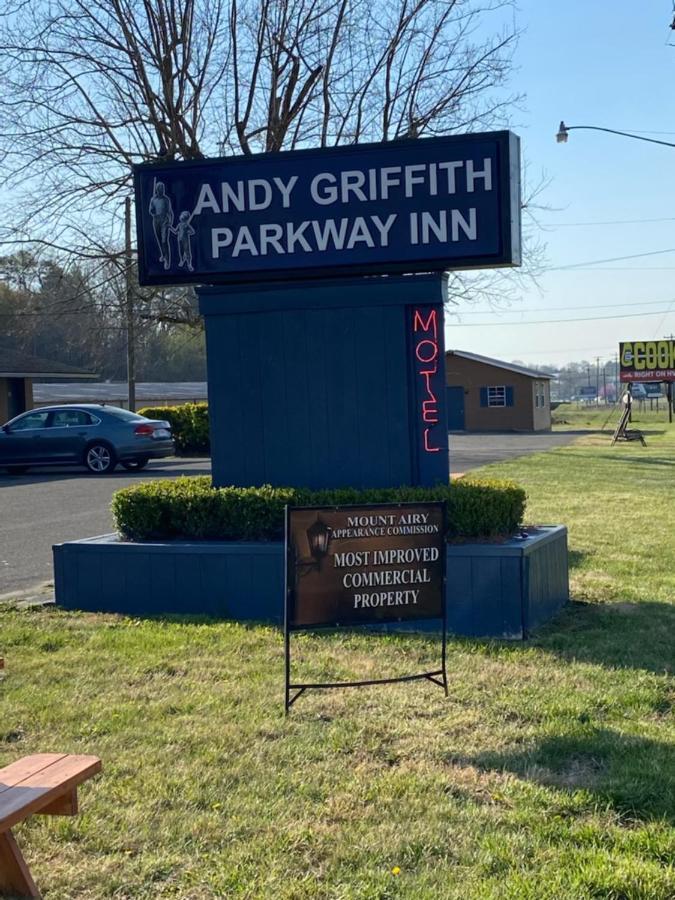 Andy Griffith Parkway Inn Mount Airy Exteriör bild